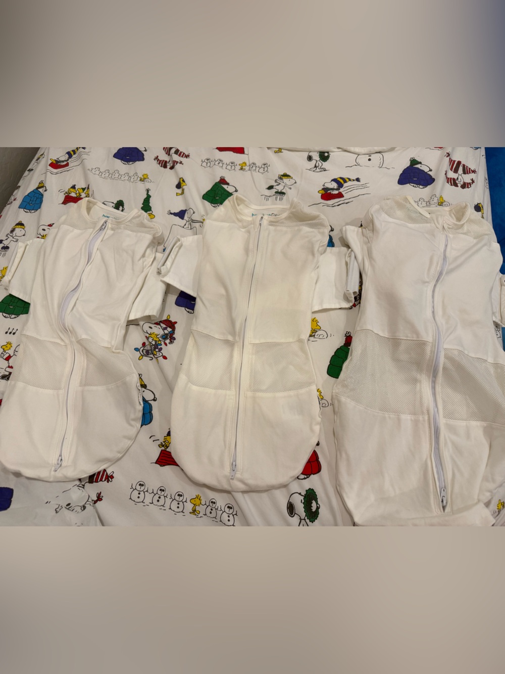 Happiest Baby SNOO Sack Swaddle bundle of 3 Smallsacks. Original value of $104